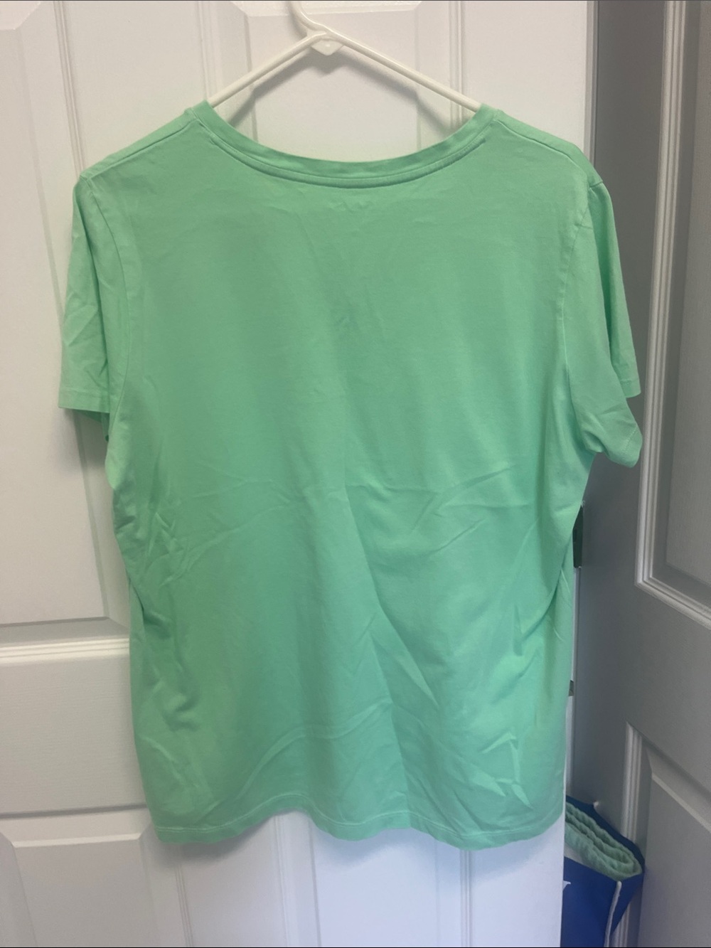 Lands' End Women's V-Neck Tee in Sky Blue, Pale Yellow and Mint Green - Lot of 3 - Picture 7 of 7